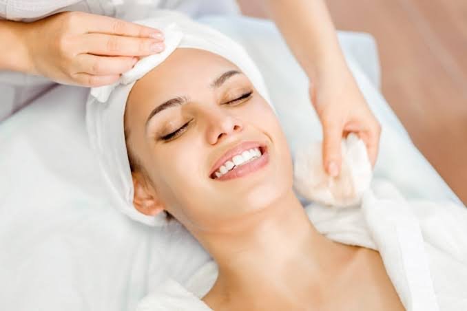 Cuidados de skincare no pós-operatório